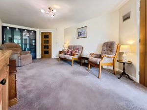 Photo 15- click for photo gallery